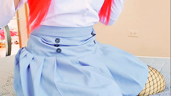 Hermosa Chica Adolescente se divierte en la adolescencia