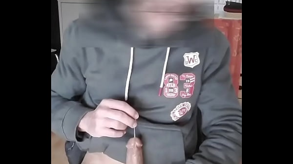 Liebkosungen und Ejakulation mit meinem Harnröhrenstab im Penis