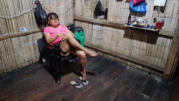 ENJOY ME DAMN STEPSON, WATCH ME DO PORN AND THEN COME CLOSER TO HAVE A DELICIOUS DAY OF HOMEMADE AMETEUR SEX. STEPMOTHER AND HER NAUGHTY STEPSON IN ACTION