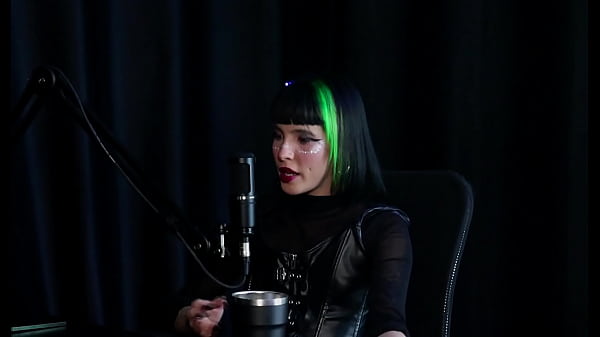 She gave up on joining SG, sold nudes hidden from her boyfriend, taught physics classes and her first program was strange - Carol RHCP (SHEER/RED)