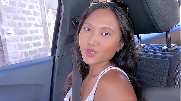 Você me foderia sem camisinha para deixar toda sua porra dentro da minha buceta?