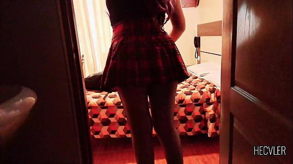 Latina Teen poses - beautiful