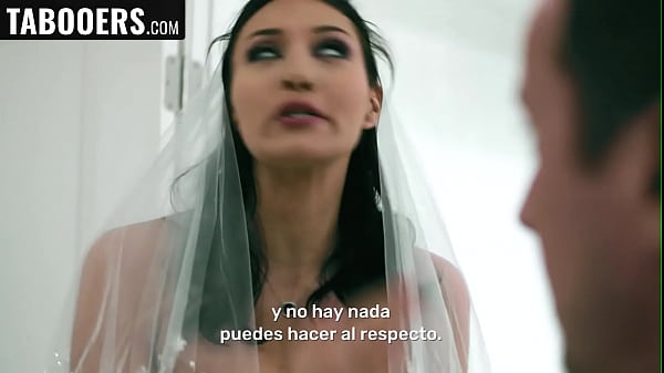 &quot_Did you just cut my fucking dress?!&quot_ - Bella Rolland