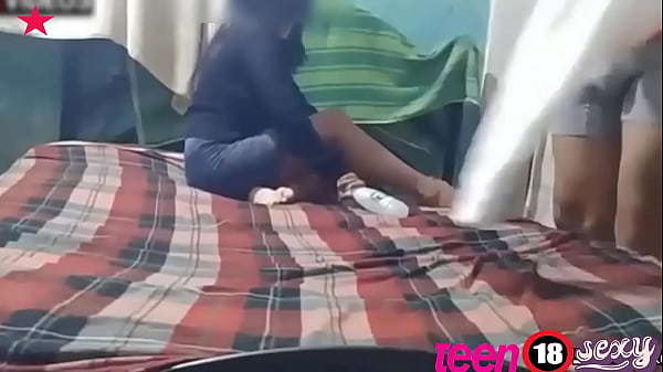 LA FIGLIASTRA MESSICANA SCOPA IL SUO PATRIGNO dopo aver fatto il modello per lui