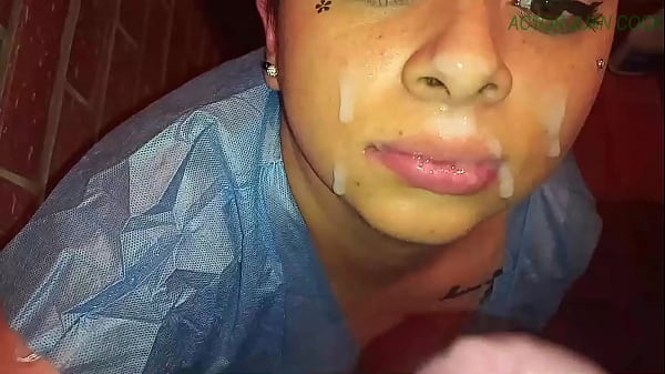 Die Hausärztin kommt zu mir nach Hause und gibt mir zur Kontrolle einen leckeren Blowjob, der die beste Medizin für (Neujahr) ist.