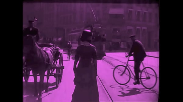 Cuộc sống bí mật của tôi, Câu chuyện khiêu dâm hay nhất thế giới, Phim câm cổ điển