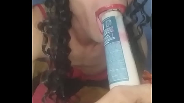 K&aacute_tia cdzinha in leggings and toy in her ass