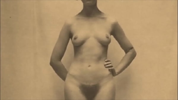 London đen tối cổ điển, trong bóng tối của tuổi đôi mươi ầm ầm