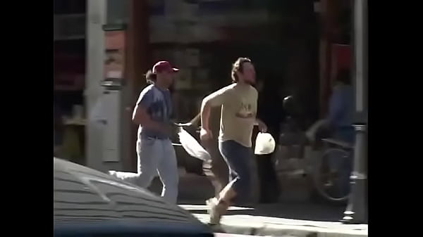 Squatters, Chapter 08, '_El Pollo De Troya'_.