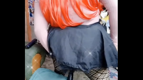 Usa un consolador en mi transmisión en vivo pt1