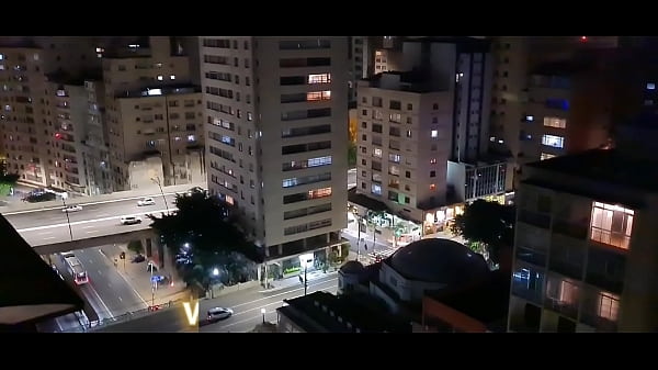 Kadu Ventri went to SP and received a visit from his friend, then the bitching broke loose. Bareback