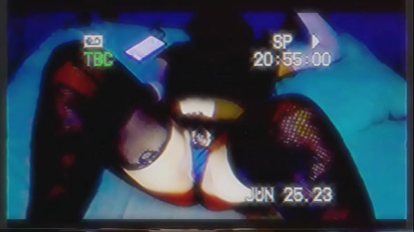 Sharon me bajo la tanga sola para recibir sexo oral, mi amante mete su lengua en mi vagina y culo hasta venirme muy rico sexy remasterizado VHS en lenceria y zapatillas Faceboo