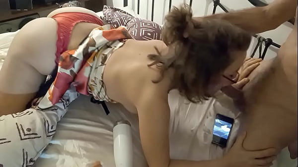 1312 (Tec) 02 - Abito di raso bianco, tanga di raso, MILF bianca, pecorina, punto di vista, gola profonda, culo in bocca