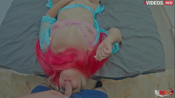 La matrigna si masturba la figa con un vibratore mentre io la scopo in bocca e nella figa