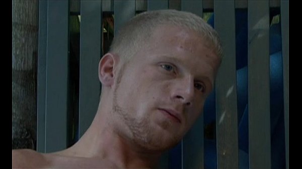 Luke Riley im tropischen Paradies