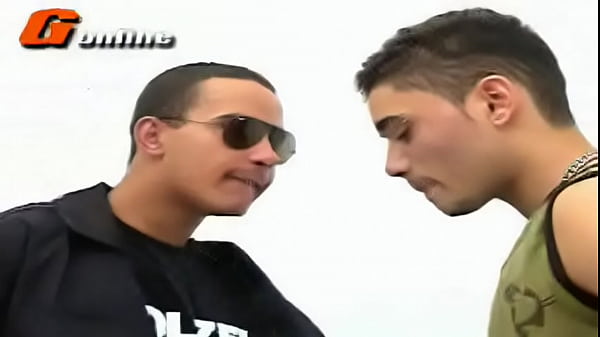 Gonline- taking a pipe from the police