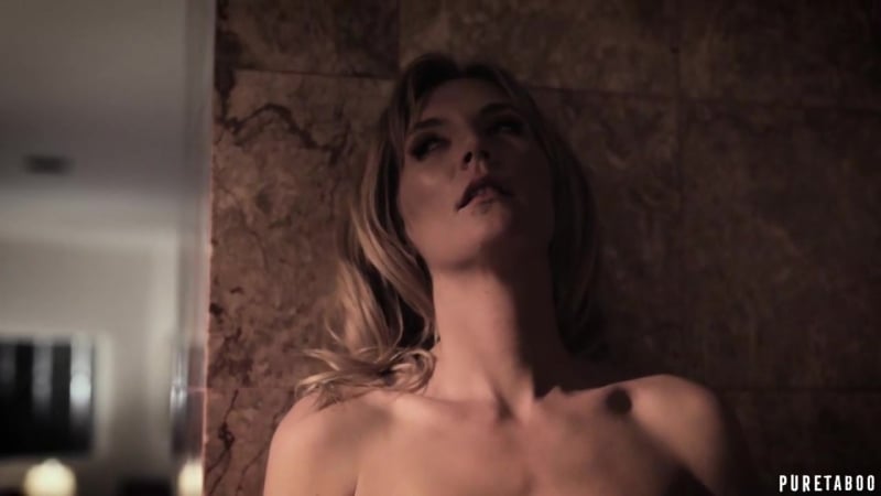 Casey Calvert und Mona Wales Mama Monster [alle Sex, Hardcore, Blowjob, Gonzo]